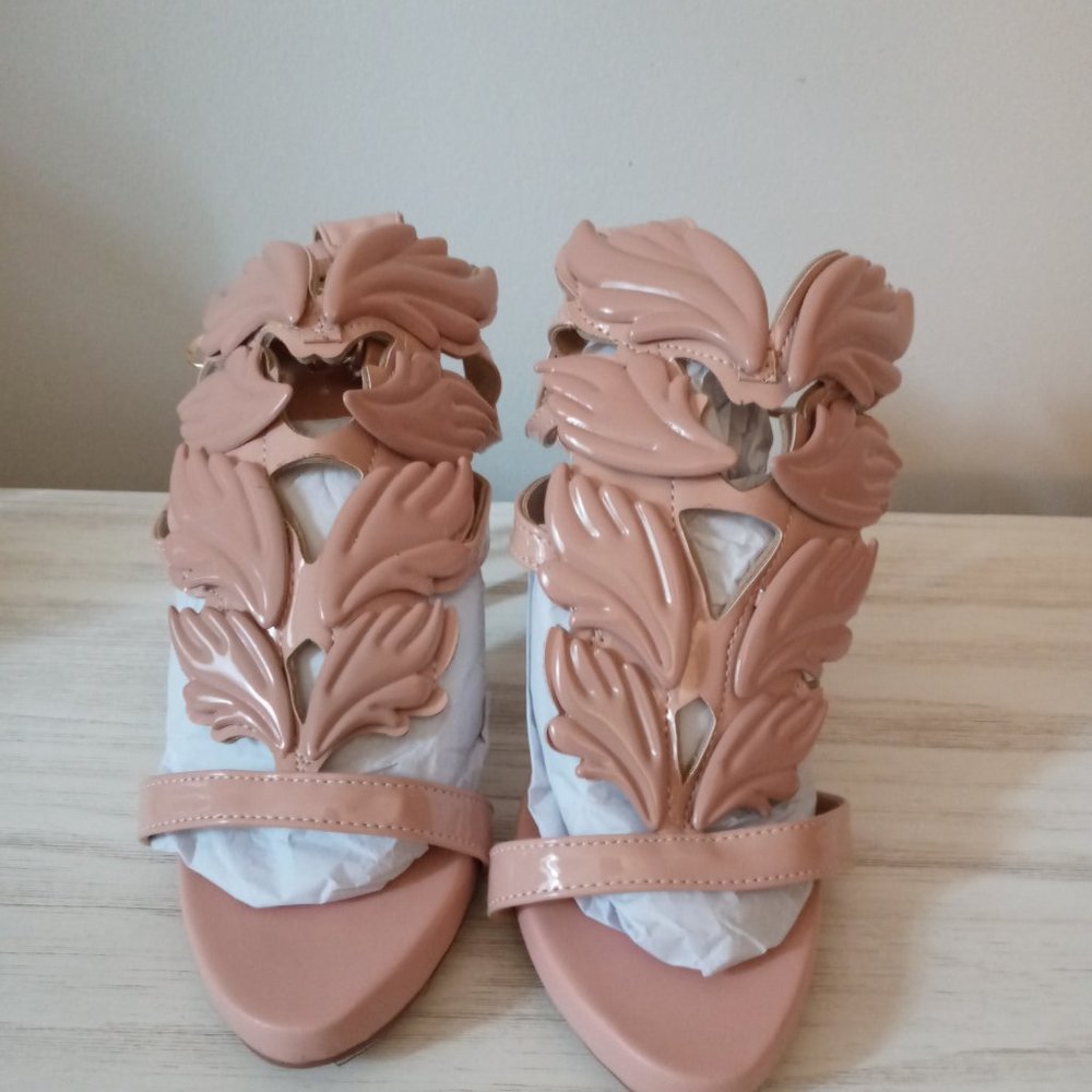 Shoes - Picture 2 of 2